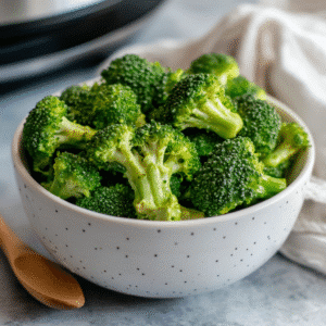 Broccoli in the Instant Pot freshly steamed